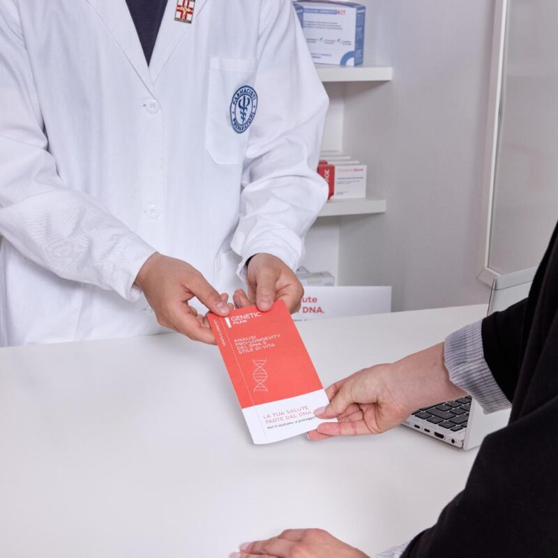 Brochure del genetic plan in una farmacia